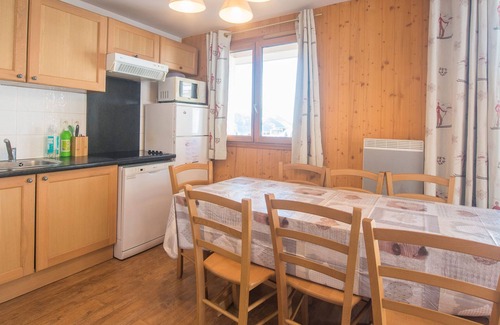 Orcieres-Merlette Apartment | Apartment by Interhome