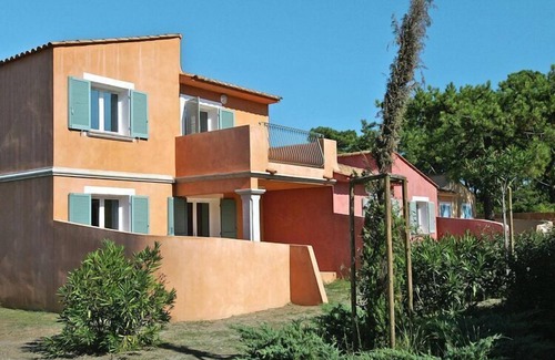 Pineto Apartment | Apartment by Lido Beach & Biguglia Lagoon