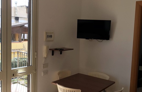 Porto Empedocle House | Apartment by the sea with swimming pool