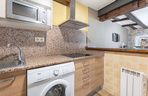 Alcala de la Selva Apartment | Apartment 'Casa El Cojo 1a' with Balcony and Wi-Fi