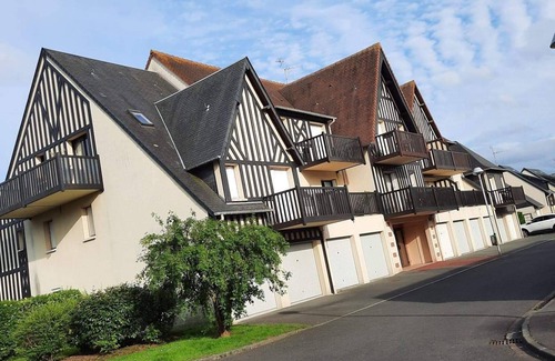 Cabourg Apartment | Apartment cabourg, direct sea access, thalasso, near aqualudic center