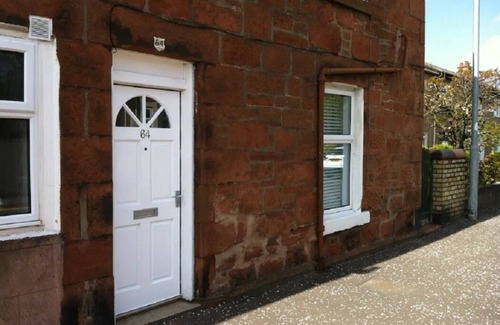 Prestwick Apartment | Apartment Caerlaverock Road, Ground Floor Flat
