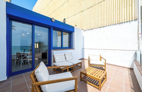 Calafell Apartment | Apartment 'Calafellmar Loft' with Sea View, Wi-Fi and Air Conditioning