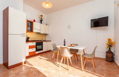 Piedimonte Etneo Apartment | Apartment 'Camia Etna House - Standard' with Sea View, Wi-Fi and Air Conditioning