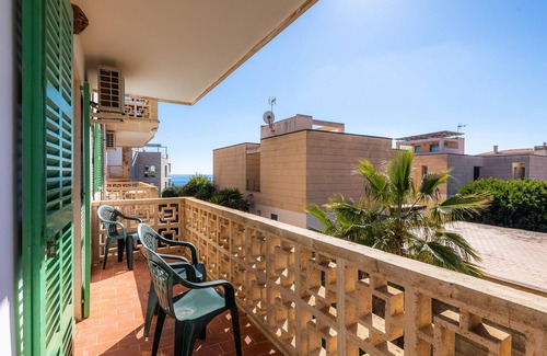 Cala Figuera Apartment | Apartment 'Can Salas 2 Dormitorios B' with Sea View, Wi-Fi and Air Conditioning