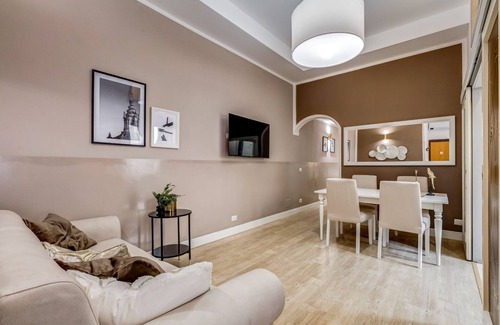 Vatican Villa | Apartment Carolina - Three Bedroom Villa, Sleeps 6
