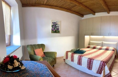 Torchiara Apartment | Apartment Casa Antica in Torchiara - 4 persons, 2 bedrooms