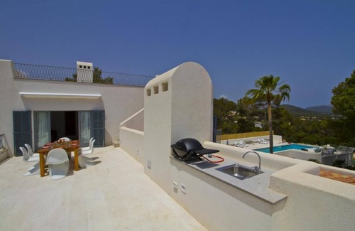 Provensals Apartment | Apartment 'Casa Blanca Vistamar' with Sea View, Wi-Fi and Air Conditioning