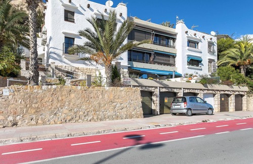 Cala Apartment | Apartment Casa Blanca 2 with Sea Views, Barbecue, Air Conditioning and Wi-Fi