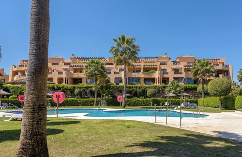 Casares Apartment | Apartment 'Casa Casares Beach' with Sea View, Wi-Fi and Air Conditioning