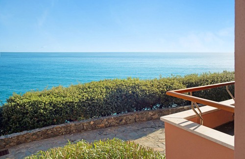 Arenzano Apartment | Apartment "Casa Costa - Arenzanohost" with Sea View, Garden & Wi-Fi