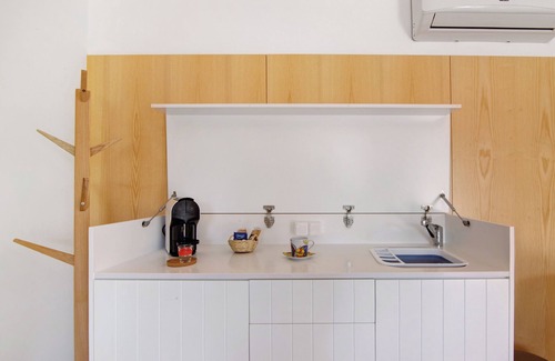 Tavira Apartment | Apartment 'Casa Do Livramento Adega' with Shared Pool, Wi-Fi and Air Conditioning