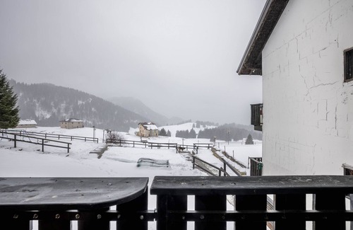 Ledro Apartment | Apartment "Casa Gioia" with Private Balcony & Wi-Fi