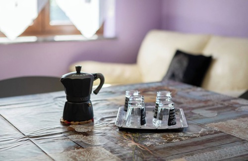 Panorama Apartment | Apartment "Casa Michod - Nonna Genia" with Mountain View, Shared Garden & Wi-Fi