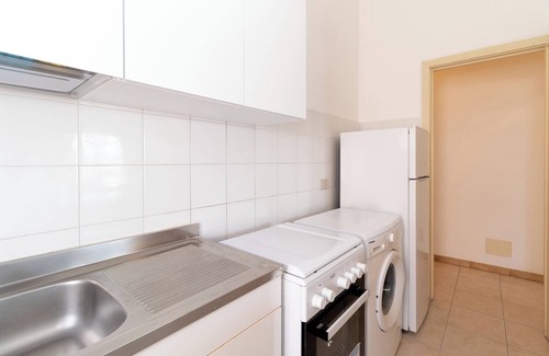 Trinita d'Agultu e Vignola Apartment | Apartment "Casa Spiaggia Molo 2" on Isola Rossa with Sea view & Balcony