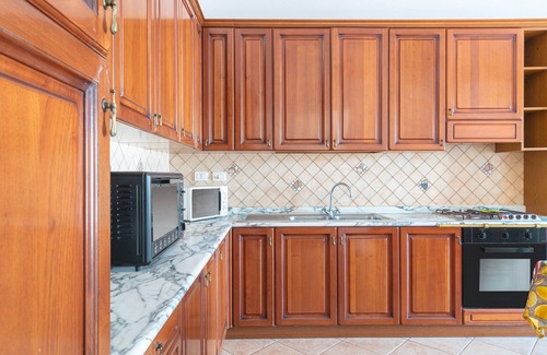 Punta Milocca Apartment | Apartment 'Casa Vivaldi Vista Giardino' with Sea View, Wi-Fi and Air Conditioning