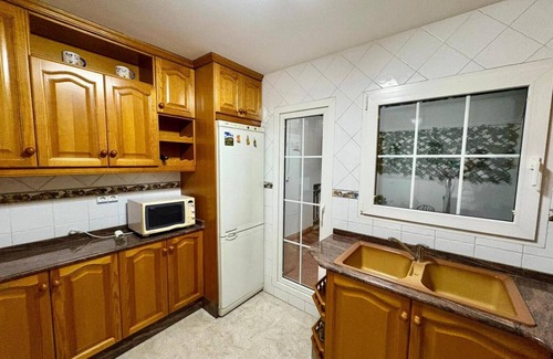 Bocairente Apartment | Apartment 'Catere Estancia Bocairent' with Private Terrace, Wi-Fi and Air Conditioning