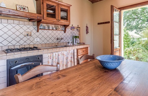 San Miniato Apartment | Apartment 'Cavallino' with Shared Pool, Shared Garden and Wi-Fi