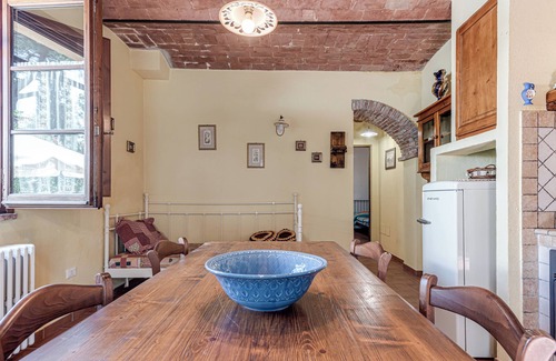 San Miniato Apartment | Apartment 'Cavallino' with Shared Pool, Shared Garden and Wi-Fi