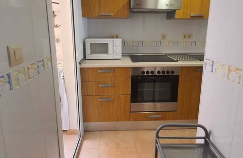Carboneras Apartment | Apartment 'Centro y Playa' with Sea View, Balcony and Air Conditioning