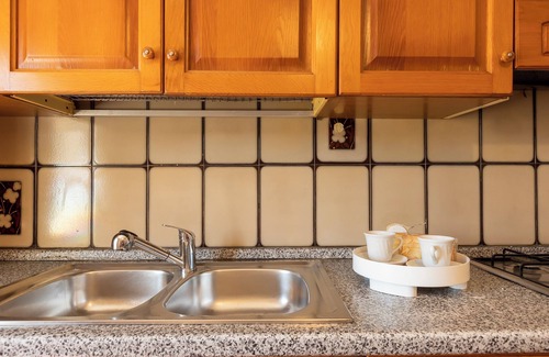 Sorso Apartment | Apartment 'Chef House Sorso' with Shared Terrace and Private Garden