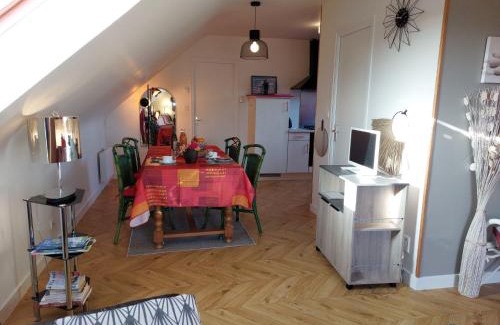 Plougonvelin Apartment | Apartment Chez Cathy by Interhome