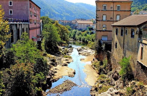 Vals-les-Bains Apartment | Apartment Chez Maïté