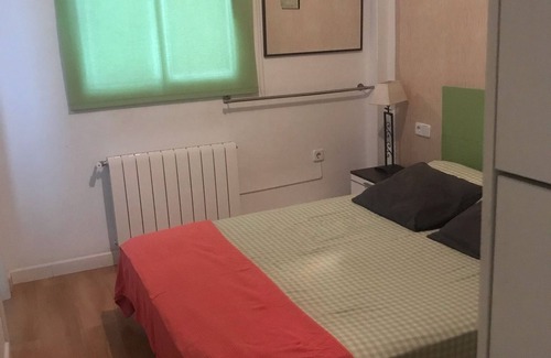 Mestalla Apartment | Apartment City Center and Beach , very quiet, convinient families