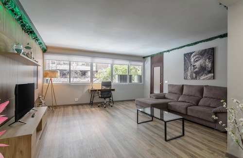 Ensanche Diputacion Apartment | Apartment City Loft with Wi-Fi & A/C