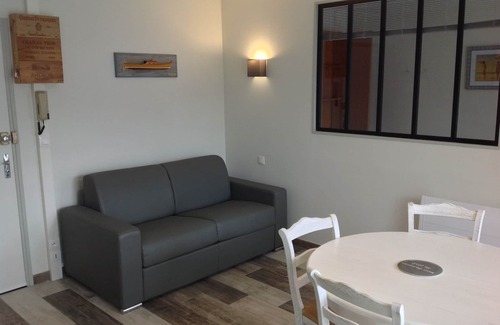 Arcachon Apartment | APARTMENT CLASS 3 STAR APARTMENT. TOWN CENTER AND BEACH ON FOOT