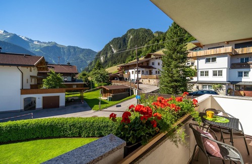 Hoarberg Apartment | Apartment close to ski resort Mayrhofen