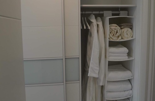 Punta Prima Apartment | Apartment 'Come2SeaSenses' with Sea View, Pool, Sauna, Wi-Fi & A/C