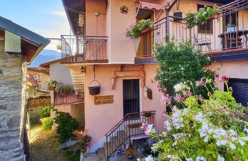 Lierna Apartment | Apartment Corte della Carla (LIE200) in Lierna - 4 persons, 1 bedrooms
