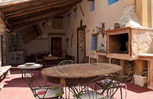 Ejulve Apartment | Apartment-Cottage-Private Bathroom-Mountain view-Los Pajarcicos- El Torero