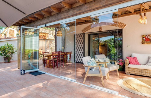 Bagno a Ripoli Apartment | Apartment 'Country House On The Florence Hills' with Private Terrace, Wi-Fi and Air Conditioning
