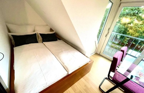Bruhl-Beurbarung Apartment | Apartment at the Freiburg University Medical Center