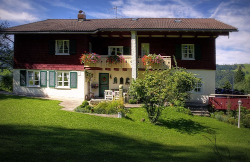 Immenstadt im Allgaeu Condo | Apartment 2: Ground floor, Landhaus Theurer above the Alpsee