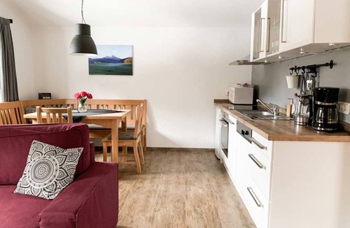Schoenau am Koenigssee Apartment | Apartment Aschauer, 50sqm, combined living room/bedroom over 2 levels, balcony