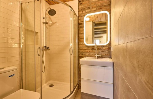 Sulzbach an der Murr Apartment | Apartment 'Rote Wohnung - Goldenes-Häusle' with Wi-Fi