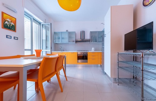 Otranto Apartment | Apartment 'Dimora Lungomare Terra D'otranto' with Sea View, Wi-Fi and Air Conditioning