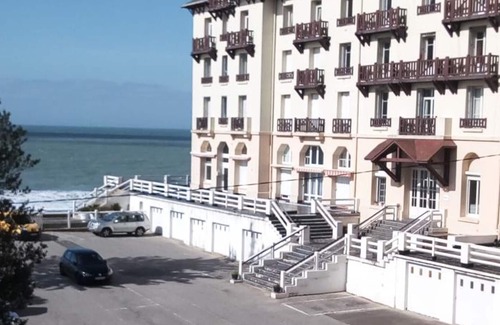 Donville-les-Bains Apartment | Apartment Donville-les-Bains, studio flat, 2 persons