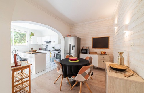 Saint-Cyprien Plage House | Apartment 'Domaine Los Reyes' with Sea View, Wi-Fi and Air Conditioning