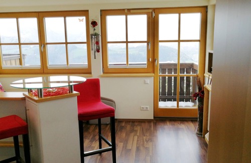 Michaelerberg Apartment | Apartment Dornrosen, balcony with panoramic view