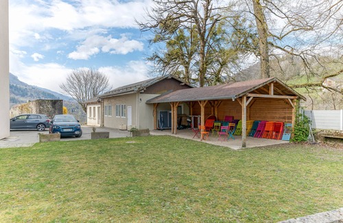 Arvillard Apartment | Apartment 'Double on the 1st' - Logis Belledonne
