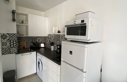 Sainte-Maxime City Centre Apartment | Apartment Downtown Sainte-Maxime Walking distance