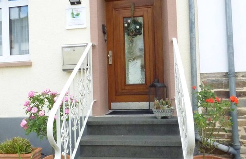 Zeltingen-Rachtig Apartment | Apartment EC - Georg's holiday home