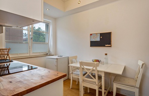 Insel Apartment | Apartment 'Eigentumswohnung Mit Seeblick' with Lake View, Balcony and Wi-Fi
