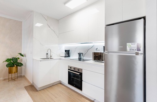 Aguilas Apartment | Apartment 'El Corazon De Aguilas' with Wi-Fi and Air Conditioning