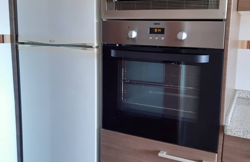 Almeria Apartment | Apartment El Ingenio with balcony and parking in Almería