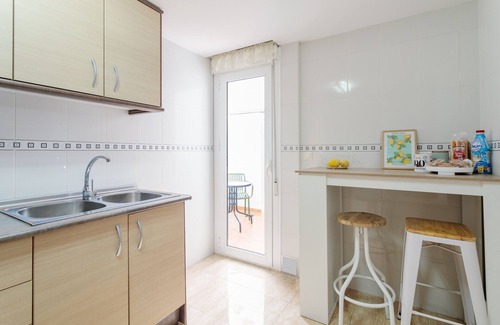 Sant Blai Apartment | Apartment 'En El Corazón Alicantino' with Balcony and Wi-Fi